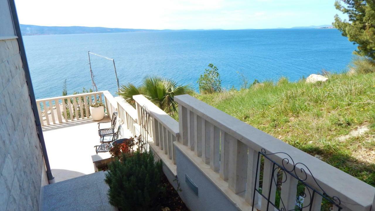 Seafront Apartments Nemira Omis Exterior photo