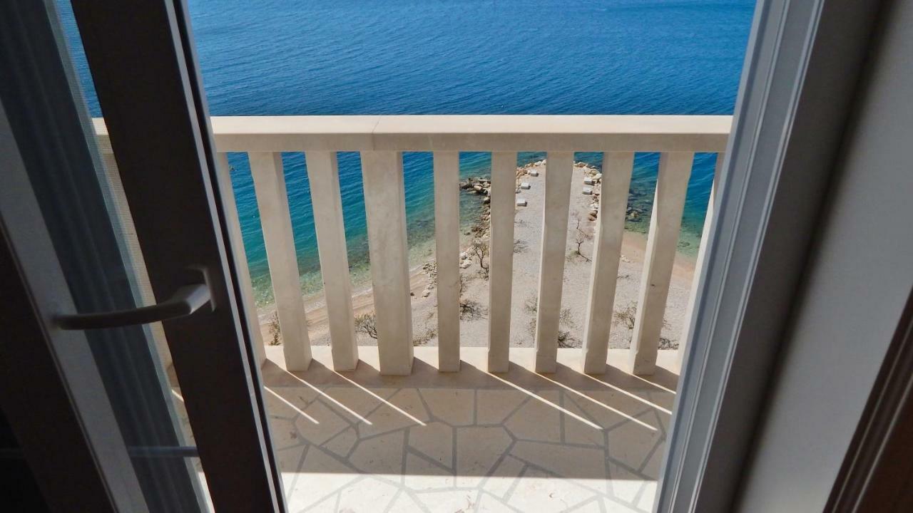 Seafront Apartments Nemira Omis Exterior photo